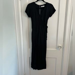 Hollister Size Small Black Romper